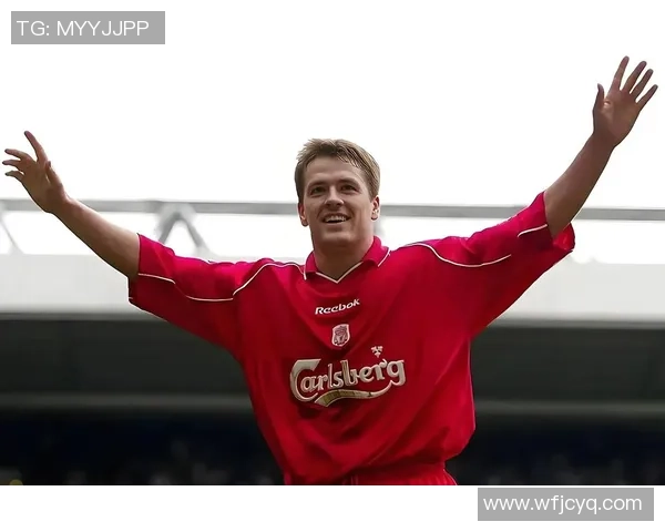 3米足球巨星横空出世震撼绿茵场引发全球球迷热议风暴